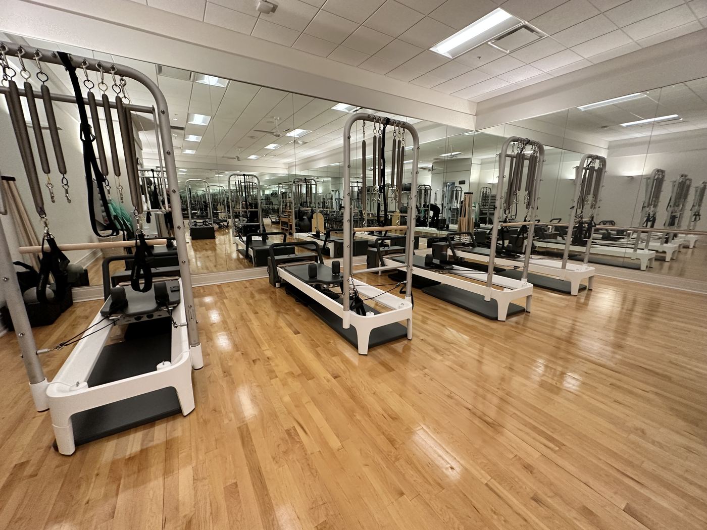 GREY OAKS — Pilates studio